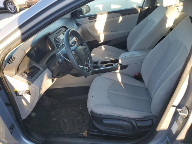 Photo 6 VIN: 5NPE24AF8HH557313 - HYUNDAI SONATA SE 