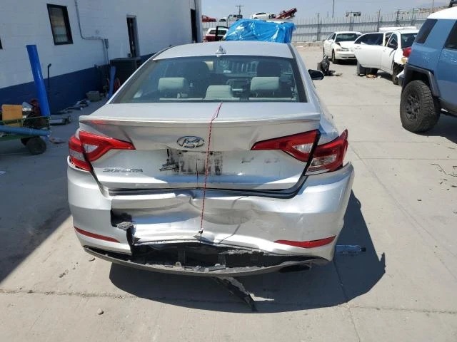 Photo 5 VIN: 5NPE24AF8HH562883 - HYUNDAI SONATA SE 