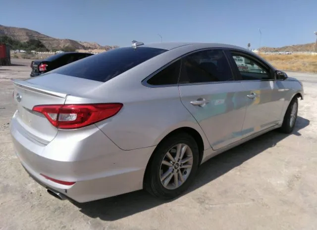 Photo 3 VIN: 5NPE24AF8HH562897 - HYUNDAI SONATA 