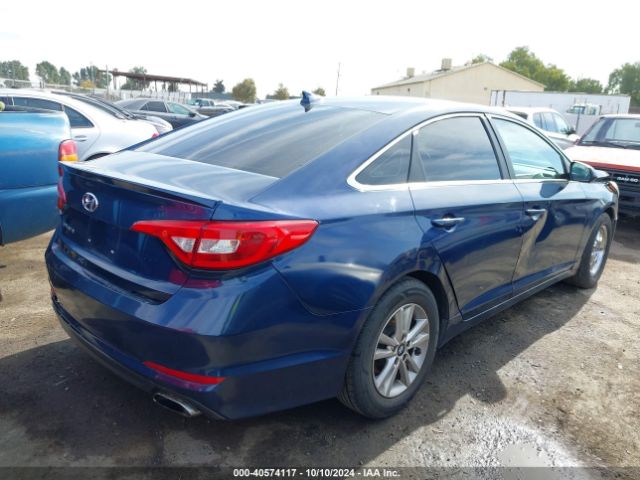 Photo 3 VIN: 5NPE24AF8HH565279 - HYUNDAI SONATA 