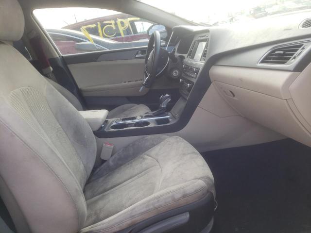 Photo 4 VIN: 5NPE24AF8HH572510 - HYUNDAI SONATA SE 