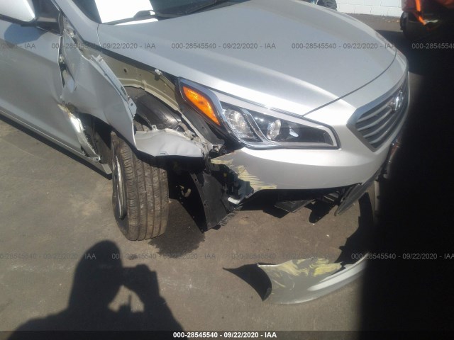 Photo 5 VIN: 5NPE24AF8HH574287 - HYUNDAI SONATA 