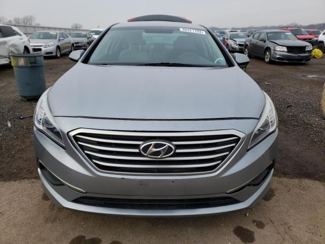 Photo 4 VIN: 5NPE24AF8HH578243 - HYUNDAI SONATA SE 