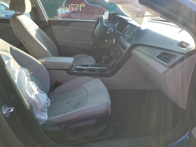 Photo 4 VIN: 5NPE24AF8HH585807 - HYUNDAI SONATA SE 