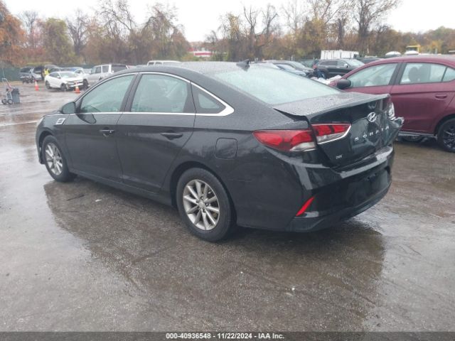 Photo 2 VIN: 5NPE24AF8JH602661 - HYUNDAI SONATA 