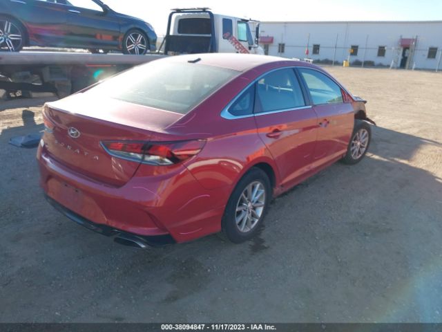 Photo 3 VIN: 5NPE24AF8JH616849 - HYUNDAI SONATA SE 