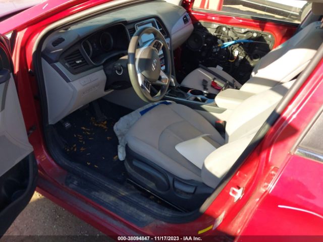 Photo 4 VIN: 5NPE24AF8JH616849 - HYUNDAI SONATA SE 