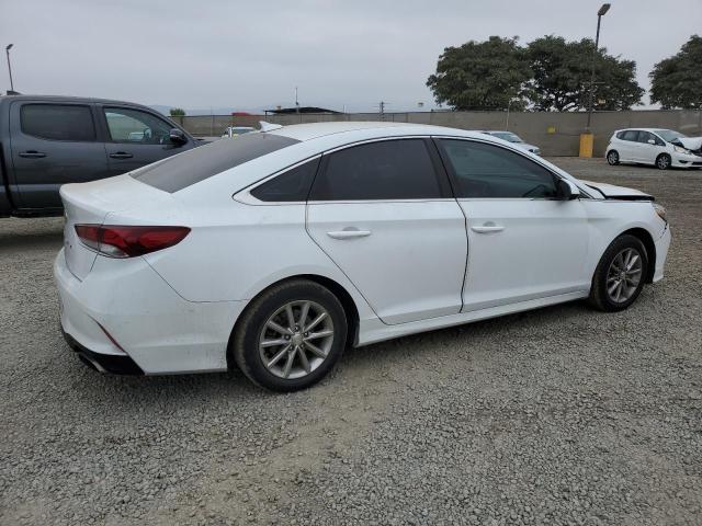 Photo 2 VIN: 5NPE24AF8JH620254 - HYUNDAI SONATA SE 