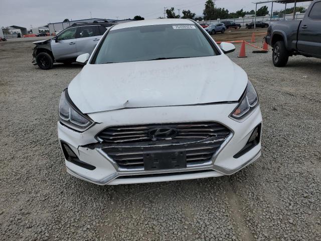 Photo 4 VIN: 5NPE24AF8JH620254 - HYUNDAI SONATA SE 