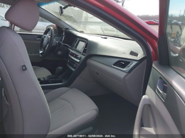 Photo 4 VIN: 5NPE24AF8JH624871 - HYUNDAI SONATA 