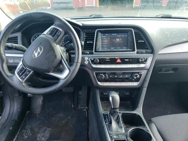 Photo 8 VIN: 5NPE24AF8JH638835 - HYUNDAI SONATA SE 