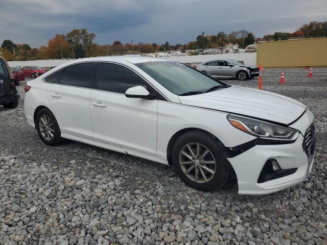 Photo 3 VIN: 5NPE24AF8JH657644 - HYUNDAI SONATA SE 