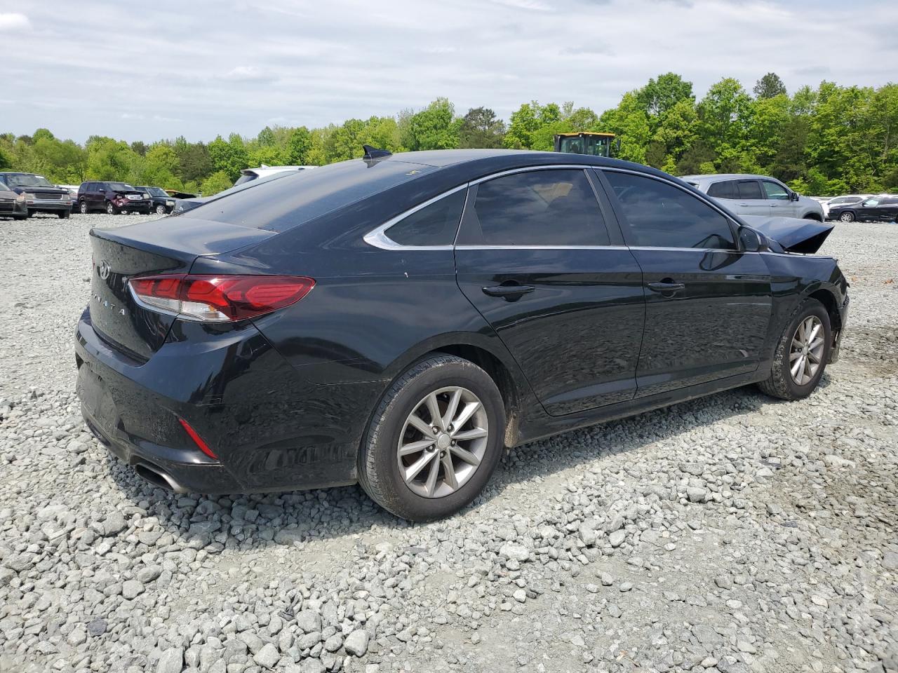 Photo 2 VIN: 5NPE24AF8JH658728 - HYUNDAI SONATA 