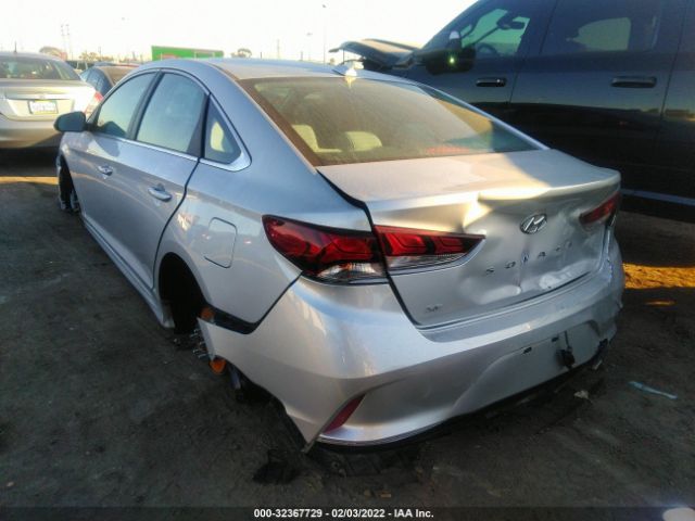 Photo 2 VIN: 5NPE24AF8JH661855 - HYUNDAI SONATA 