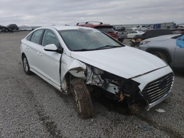 Photo 3 VIN: 5NPE24AF8JH673987 - HYUNDAI SONATA SE 