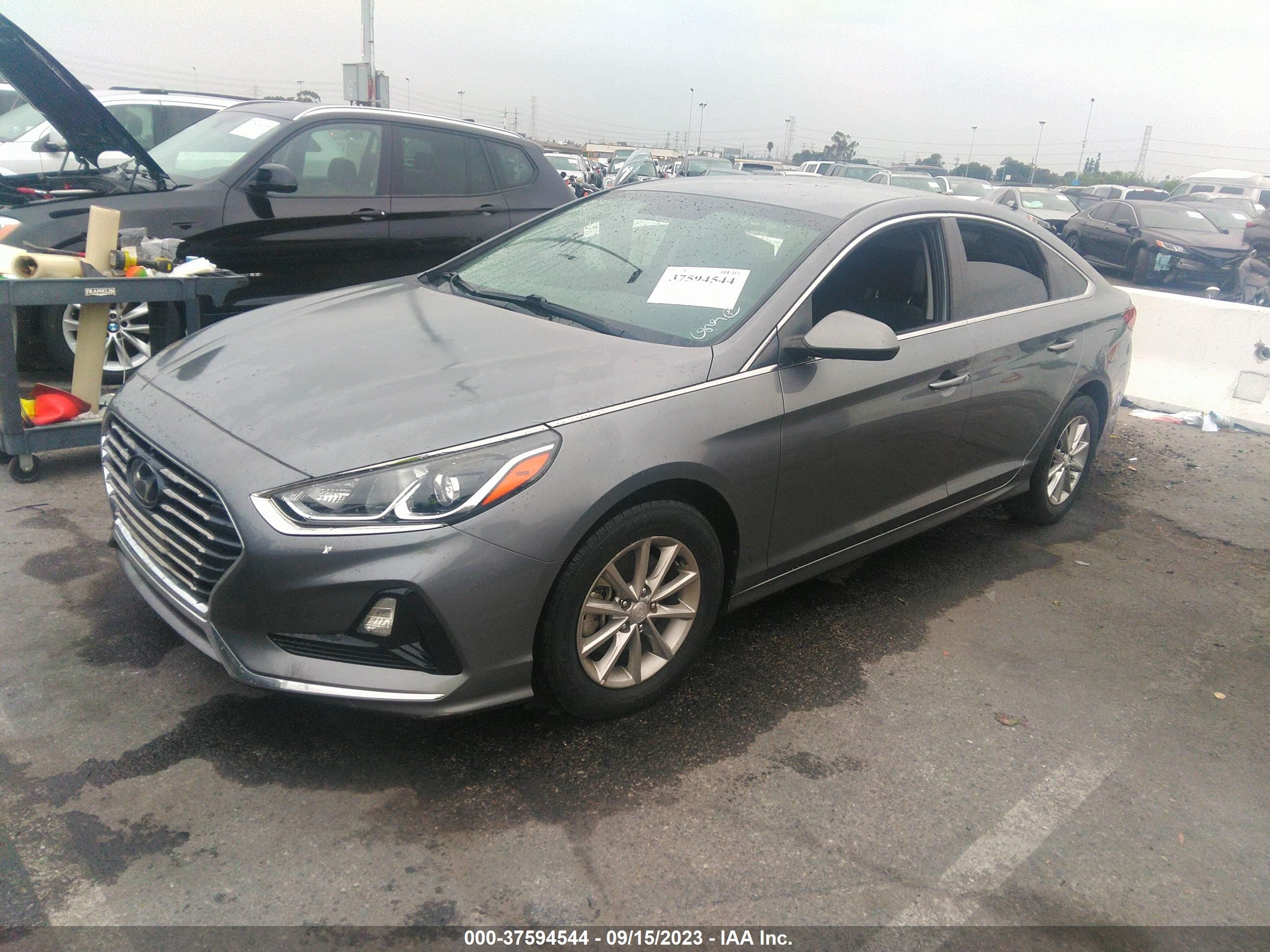 Photo 1 VIN: 5NPE24AF8JH676808 - HYUNDAI SONATA 