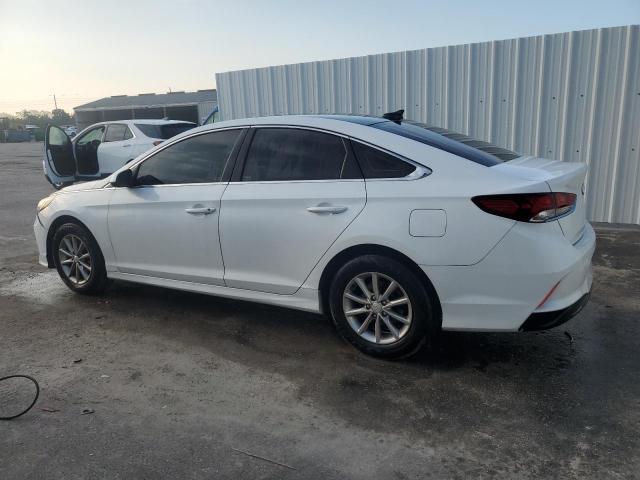 Photo 1 VIN: 5NPE24AF8JH698842 - HYUNDAI SONATA SE 