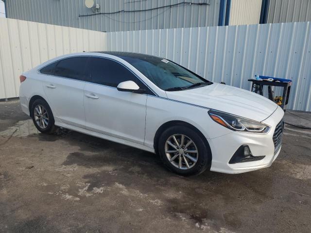 Photo 3 VIN: 5NPE24AF8JH698842 - HYUNDAI SONATA SE 