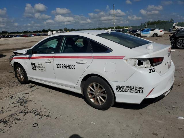 Photo 1 VIN: 5NPE24AF8JH699702 - HYUNDAI SONATA SE 