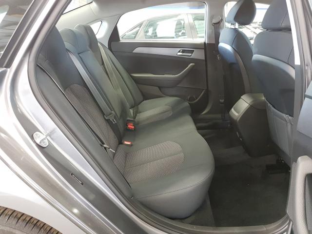 Photo 5 VIN: 5NPE24AF8JH708981 - HYUNDAI SONATA SE 