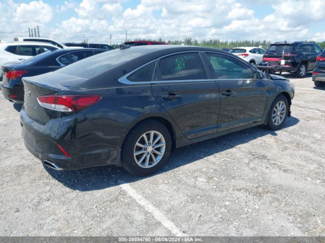 Photo 3 VIN: 5NPE24AF8JH709600 - HYUNDAI SONATA 