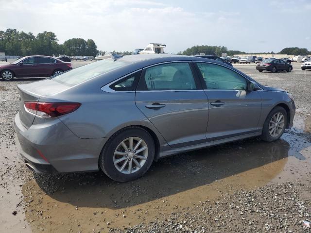 Photo 2 VIN: 5NPE24AF8JH711590 - HYUNDAI SONATA SE 