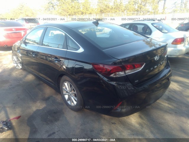 Photo 2 VIN: 5NPE24AF8JH714117 - HYUNDAI SONATA 