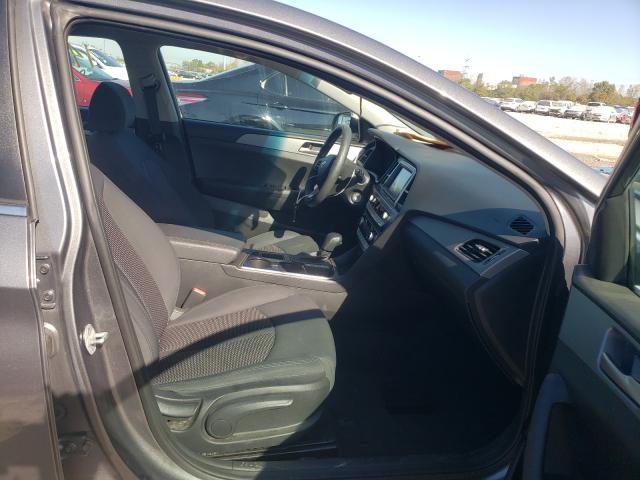 Photo 4 VIN: 5NPE24AF8JH715431 - HYUNDAI SONATA SE 