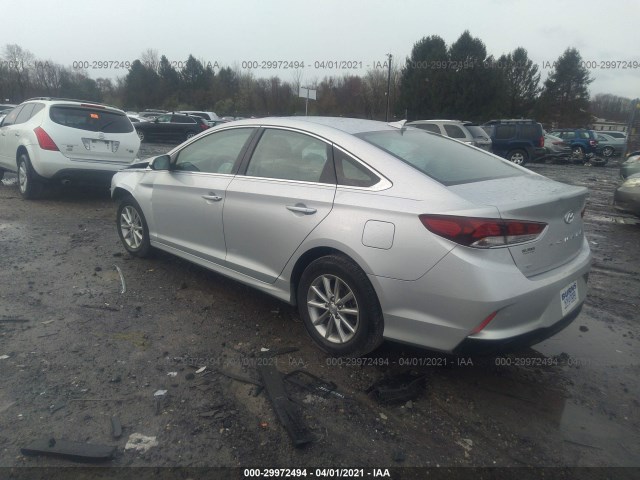 Photo 2 VIN: 5NPE24AF8JH718751 - HYUNDAI SONATA 