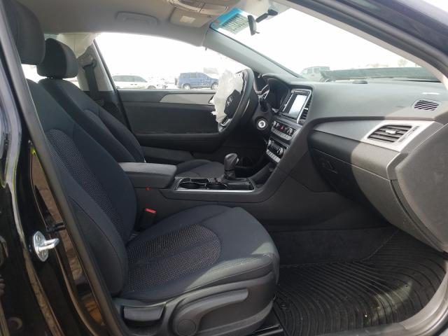 Photo 4 VIN: 5NPE24AF8JH725117 - HYUNDAI SONATA SE 