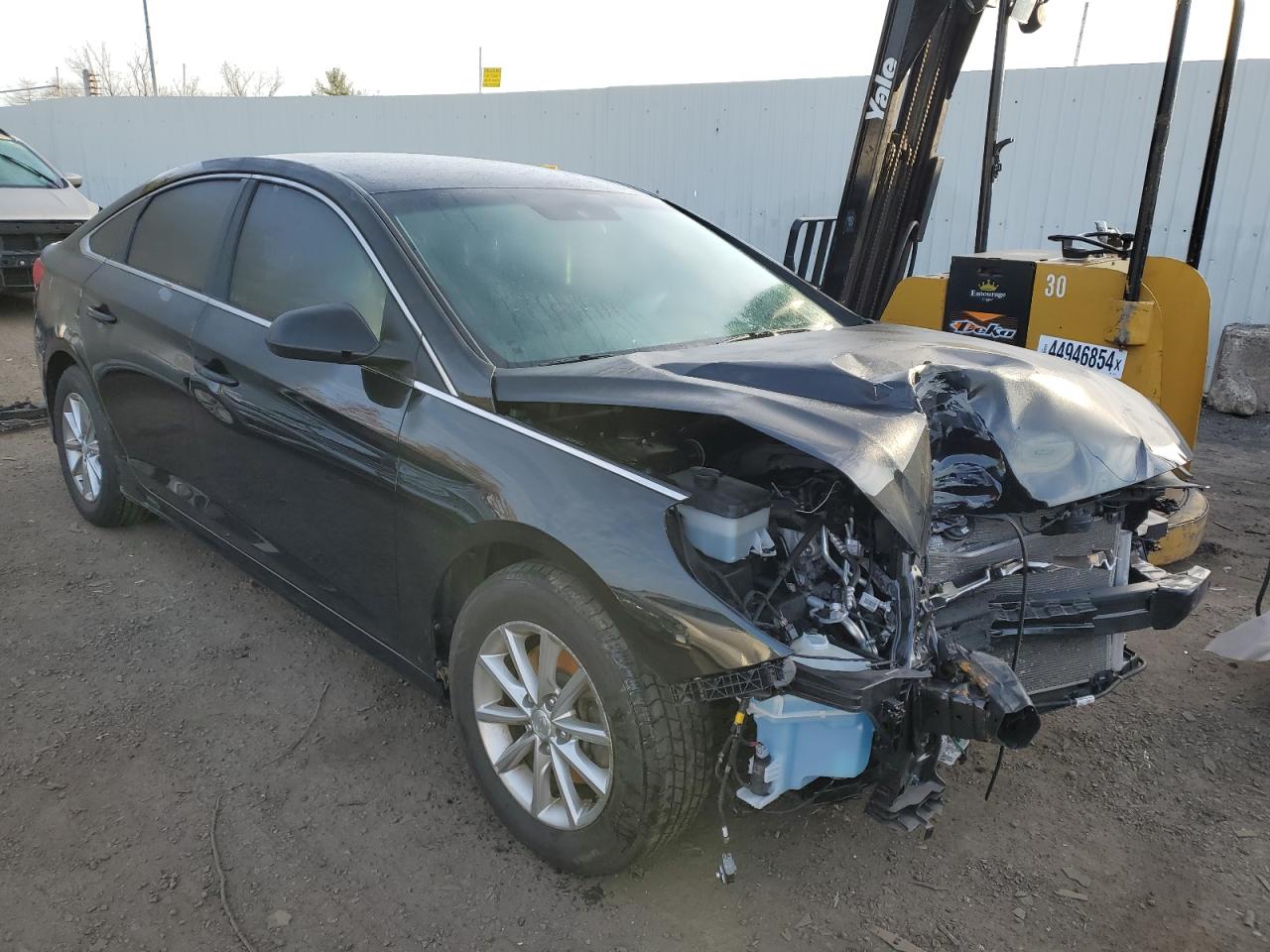 Photo 3 VIN: 5NPE24AF8KH748477 - HYUNDAI SONATA 