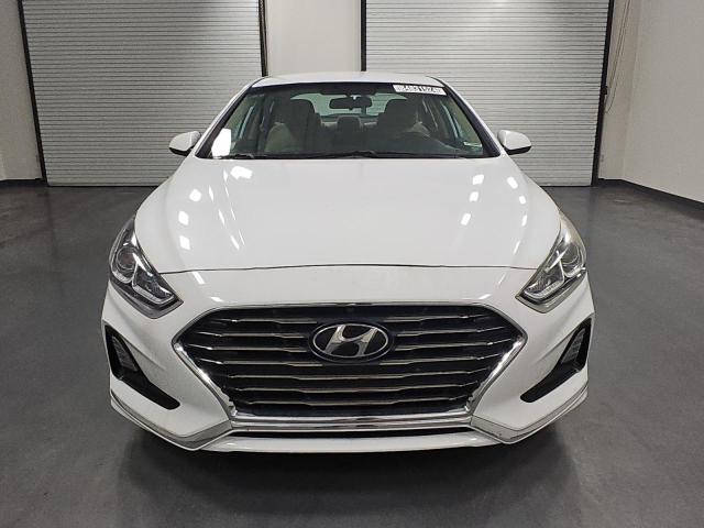 Photo 4 VIN: 5NPE24AF8KH754392 - HYUNDAI SONATA SE 