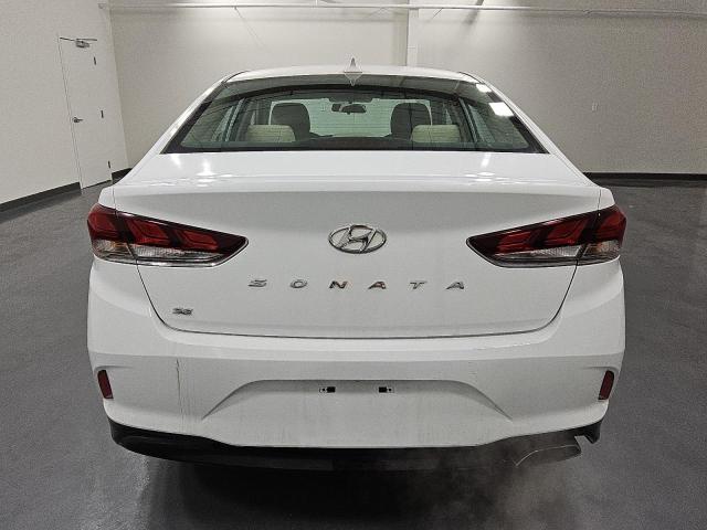 Photo 5 VIN: 5NPE24AF8KH754392 - HYUNDAI SONATA SE 