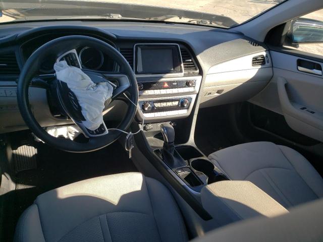 Photo 7 VIN: 5NPE24AF8KH780412 - HYUNDAI SONATA SE 