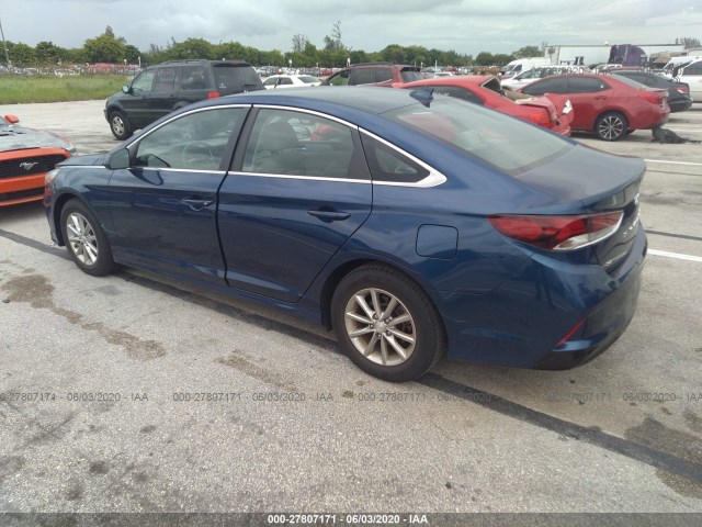 Photo 2 VIN: 5NPE24AF8KH807351 - HYUNDAI SONATA 