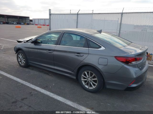 Photo 2 VIN: 5NPE24AF8KH808242 - HYUNDAI SONATA 