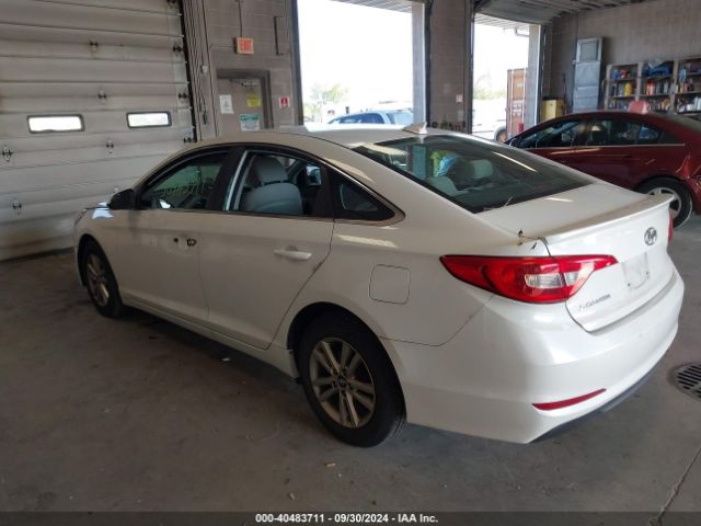 Photo 2 VIN: 5NPE24AF9FH000889 - HYUNDAI SONATA 