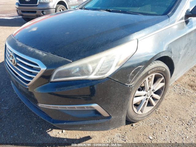 Photo 5 VIN: 5NPE24AF9FH003663 - HYUNDAI SONATA SE 