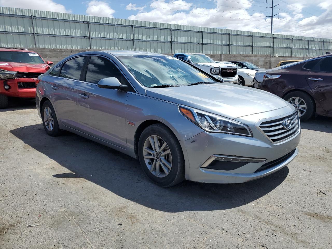 Photo 3 VIN: 5NPE24AF9FH006529 - HYUNDAI SONATA 