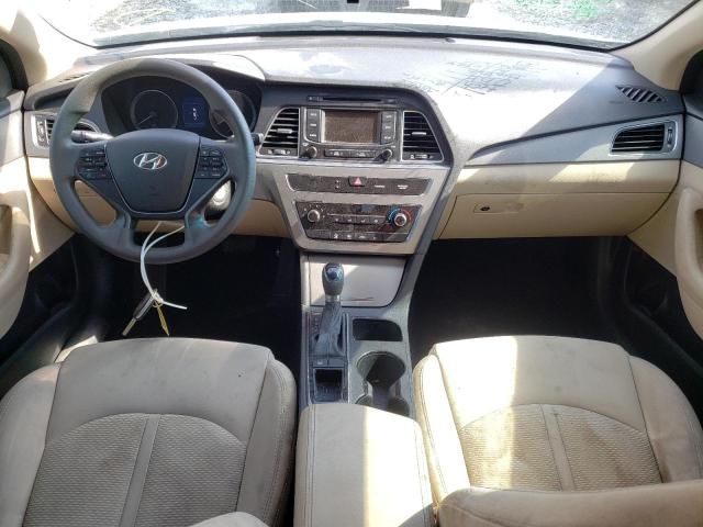 Photo 8 VIN: 5NPE24AF9FH010015 - HYUNDAI SONATA SE 