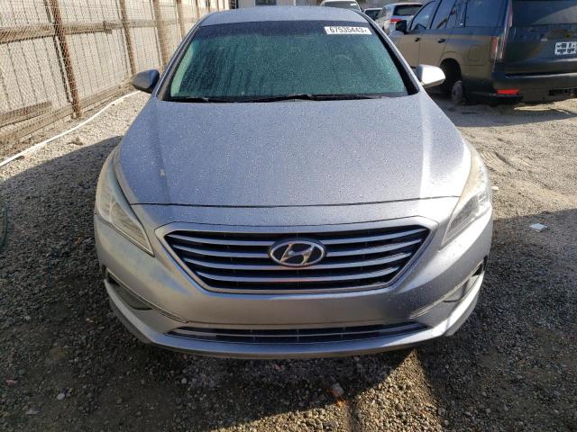 Photo 4 VIN: 5NPE24AF9FH010290 - HYUNDAI SONATA SE 