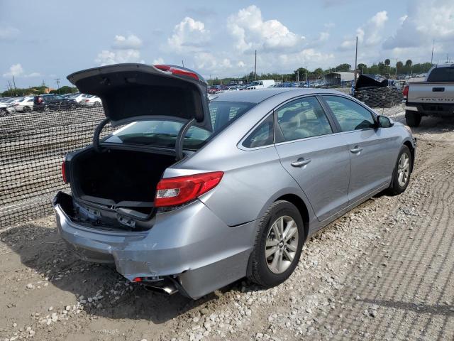 Photo 2 VIN: 5NPE24AF9FH010841 - HYUNDAI SONATA SE 