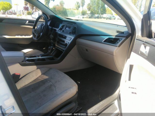 Photo 4 VIN: 5NPE24AF9FH020009 - HYUNDAI SONATA 