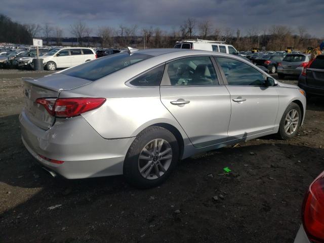 Photo 2 VIN: 5NPE24AF9FH033228 - HYUNDAI SONATA SE 