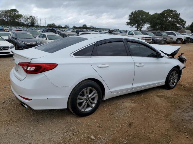 Photo 2 VIN: 5NPE24AF9FH037649 - HYUNDAI SONATA SE 