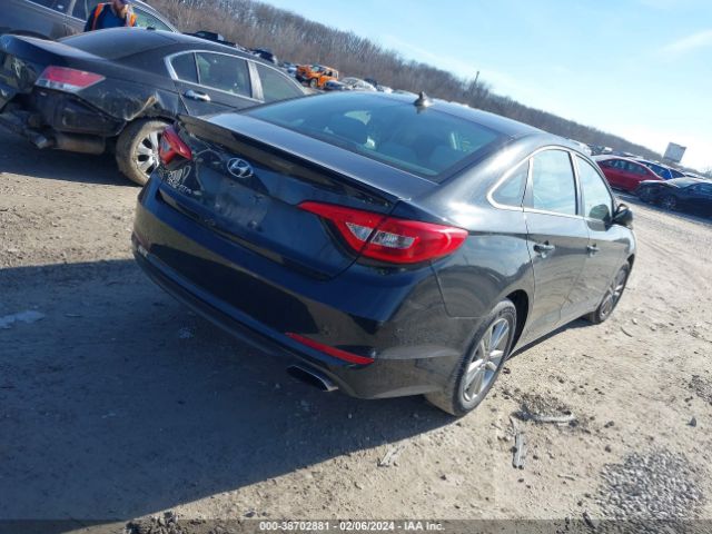 Photo 3 VIN: 5NPE24AF9FH049073 - HYUNDAI SONATA 