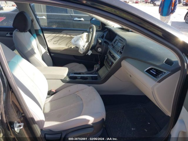 Photo 4 VIN: 5NPE24AF9FH049073 - HYUNDAI SONATA 