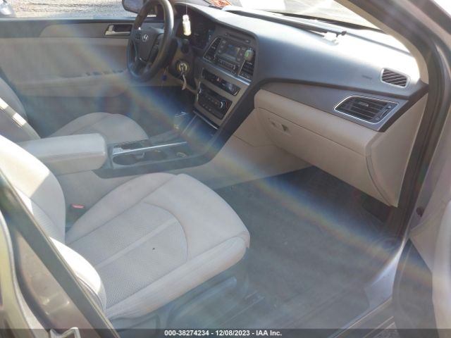 Photo 4 VIN: 5NPE24AF9FH062986 - HYUNDAI SONATA 