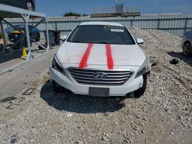 Photo 4 VIN: 5NPE24AF9FH067038 - HYUNDAI SONATA SE 