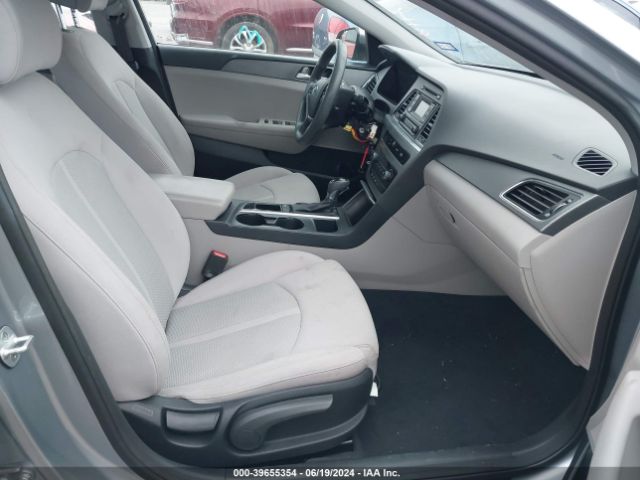 Photo 4 VIN: 5NPE24AF9FH083756 - HYUNDAI SONATA 